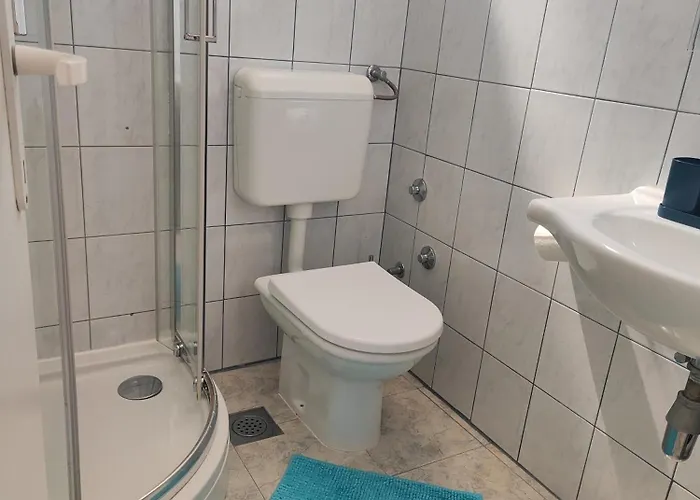 Gæstehus Bicanic And 3*