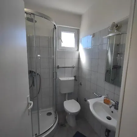 Bicanic And Guest house